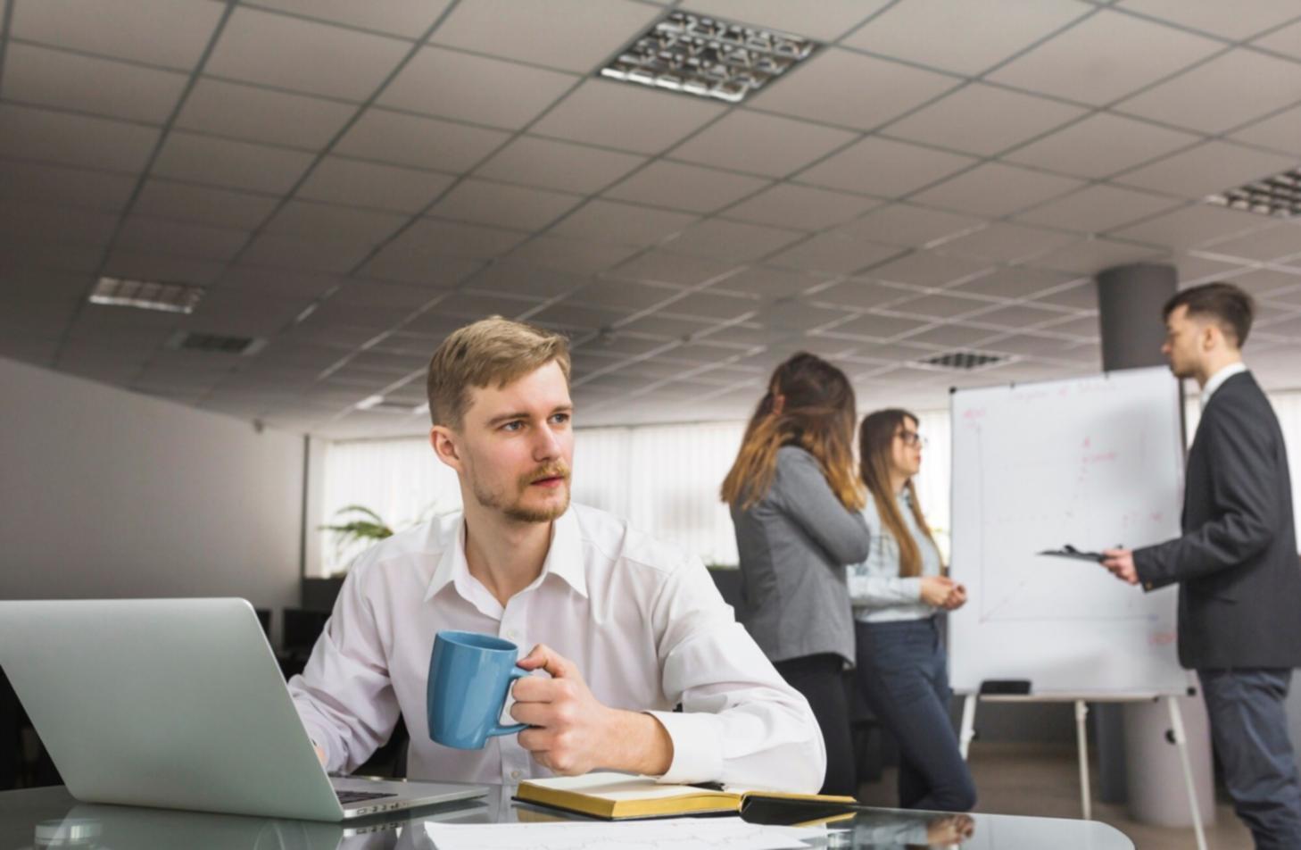 Vexoriaf team arbejder med ernæringsplanlægning